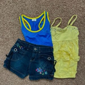 *BUNDLE BUNDLE* shorts w/ Jersey and ruffles